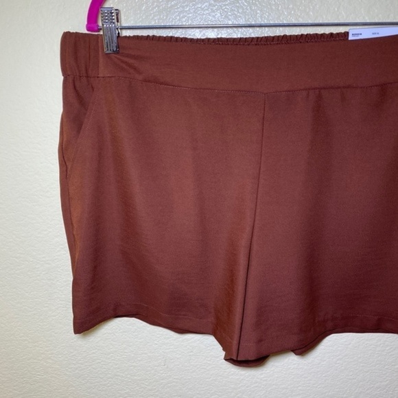 Nine West brown Mid-Rise Pull-On Soft Shorts size‎ XL - Picture 3 of 8